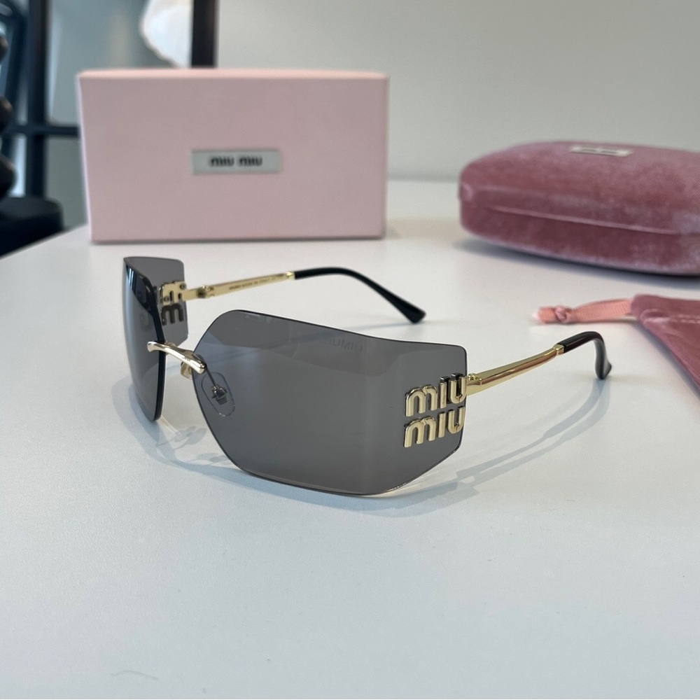 New MIU MIU Sunglasses Gold Dark Gray Lens Runway Wrap Rimless - Picture 1 of 9
